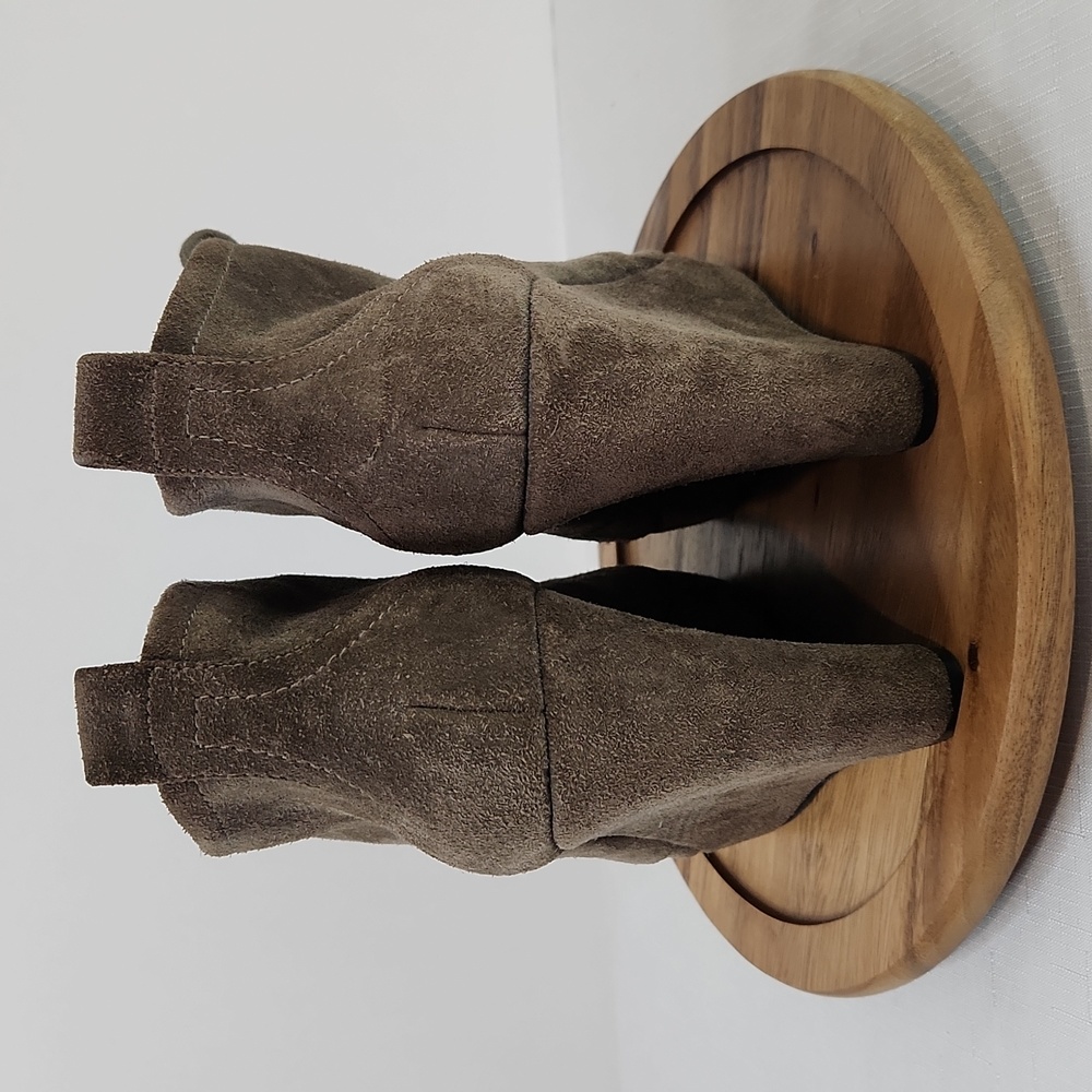 Jessica Simpson taupe Catcher platform Bootie. Size 7.5 - Picture 4 of 8